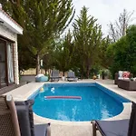 Althea, Pool, Mountain Views, Bbq ,patio In Laneia