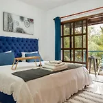 Althea, Pool, Mountain Views, Bbq ,patio In Laneia *