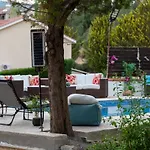 Villa Althea, Pool, Mountain Views, Bbq ,patio In Laneia Lania
