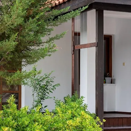Peaceful 3br Mountain Villa, Private Pool, Bbq, Nature Escape In Laneia