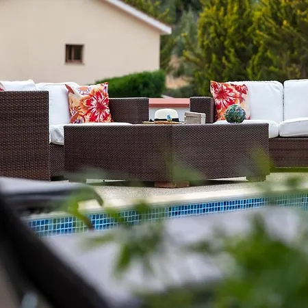 Peaceful 3br Mountain Villa, Private Pool, Bbq, Nature Escape In Laneia Villa