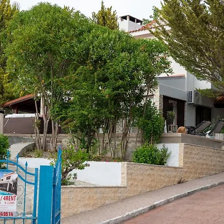 Villa Althea, Pool, Mountain Views, Bbq ,patio In Laneia Lania