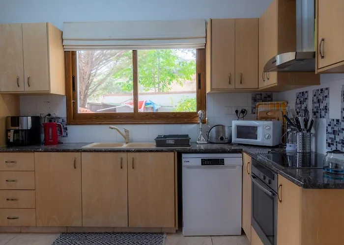 Althea, Pool, Mountain Views, Bbq ,patio In Laneia * Lania