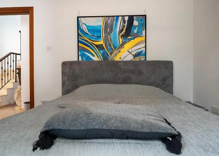 Althea, Pool, Mountain Views, Bbq ,patio In Laneia Villa