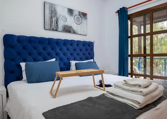 Althea, Pool, Mountain Views, Bbq ,patio In Laneia Villa