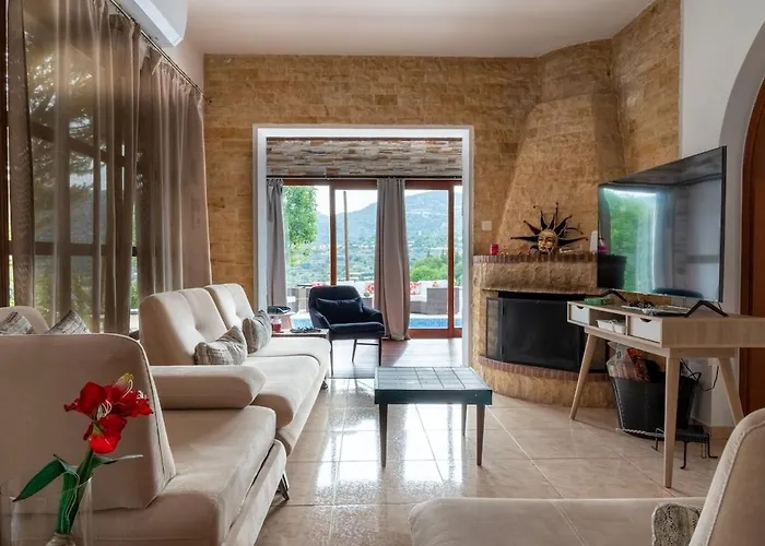 Althea, Pool, Mountain Views, Bbq ,patio In Laneia Villa Lania