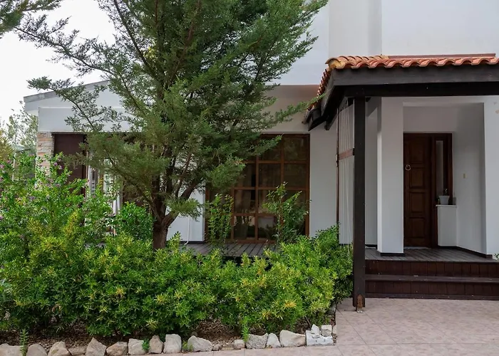 Althea, Pool, Mountain Views, Bbq ,patio In Laneia Villa