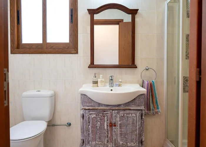 Villa Althea, Pool, Mountain Views, Bbq ,patio In Laneia Lania