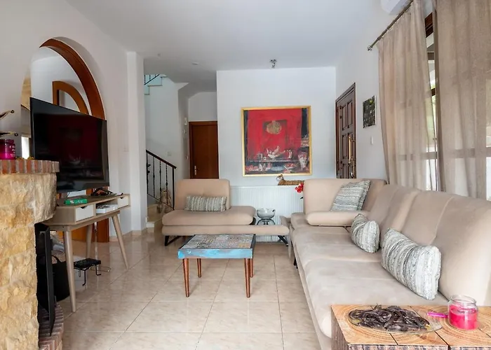 Villa Althea, Pool, Mountain Views, Bbq ,patio In Laneia