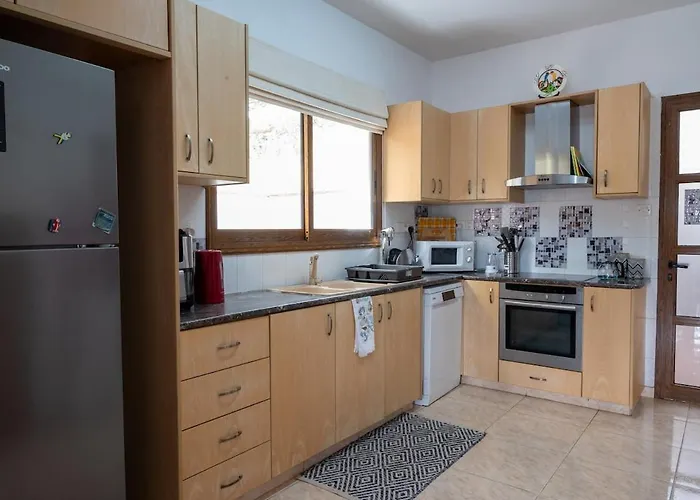 Althea, Pool, Mountain Views, Bbq ,patio In Laneia Villa Lania